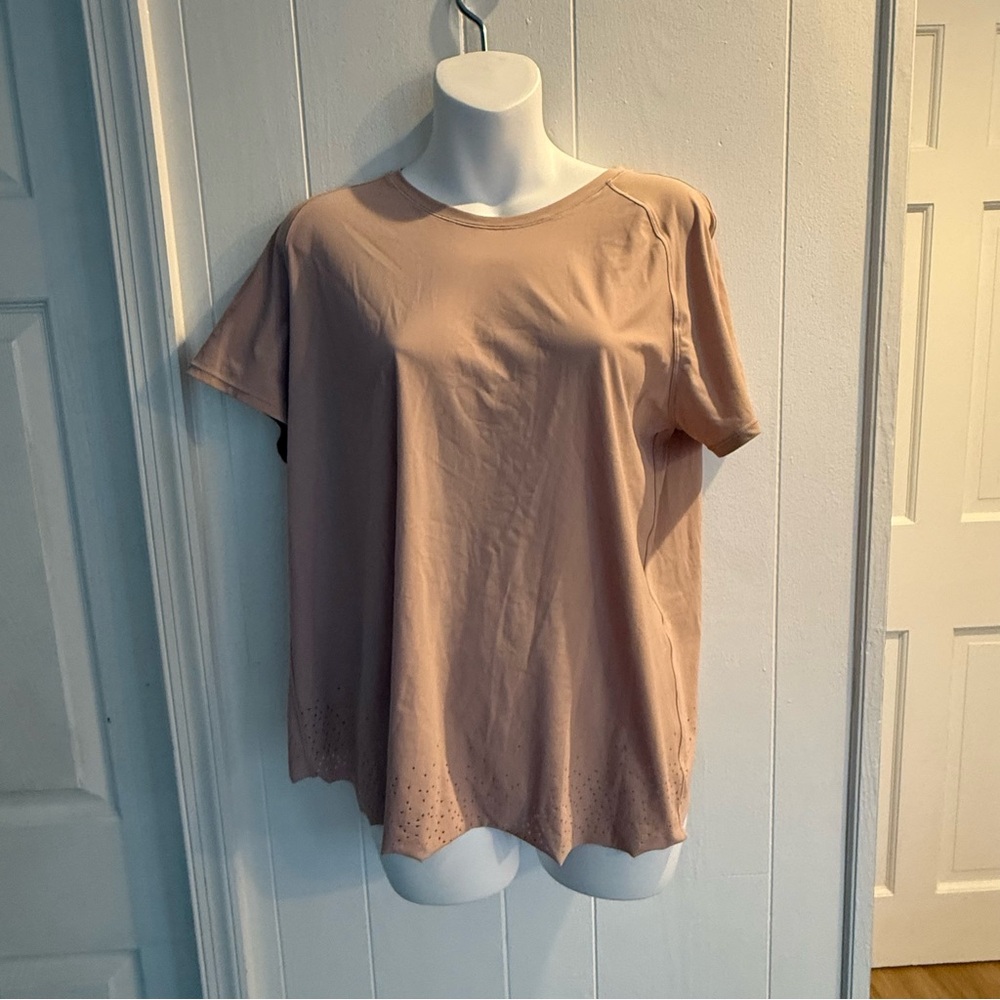 lululemon women’s tan asymmetrical lazer cutout top nwot size 10